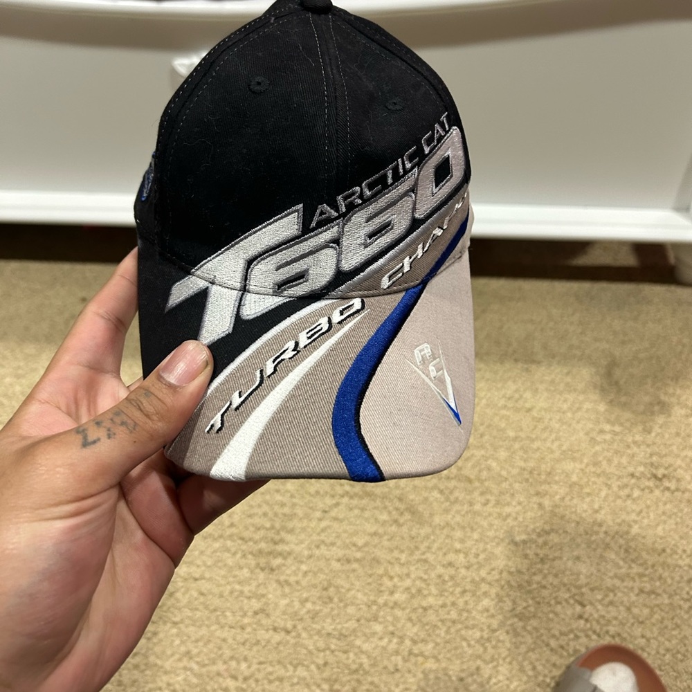 Arctic wear baseball cap